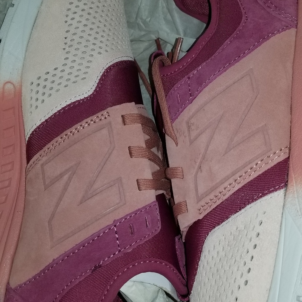 Brand new New Balance. Size 8 in mens, 10 in women